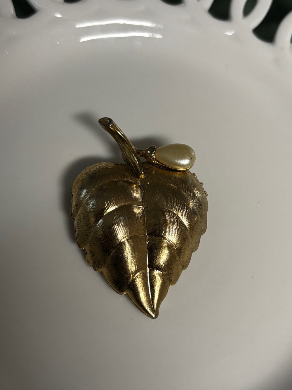Avon Gold Leaf Perfume Brooch with Pearl Accent